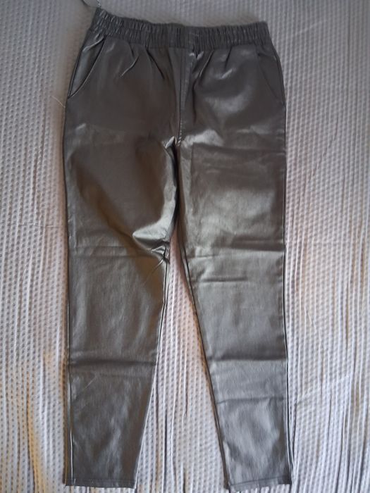 Nowe spodnie jegginsy damskie 40 woskowane czarne joggery