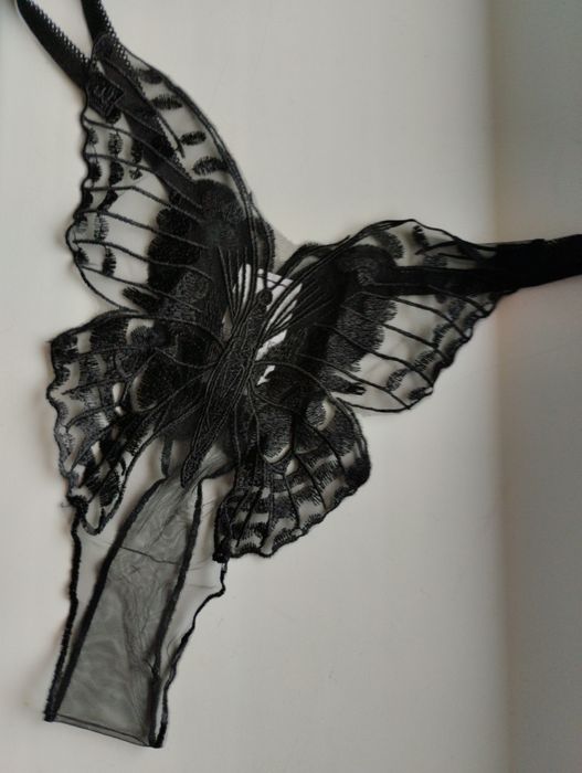 Жіночі прозорі трусики з мереживом