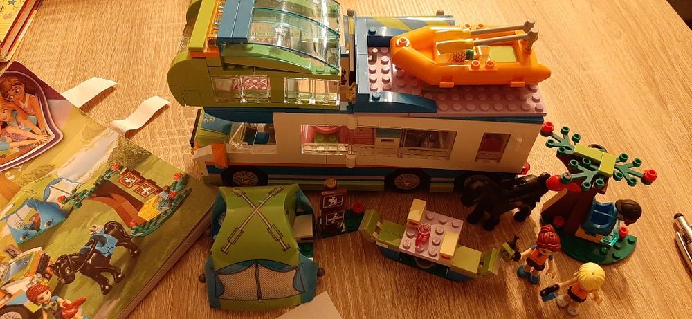LEGO friends 41339 samochód camping