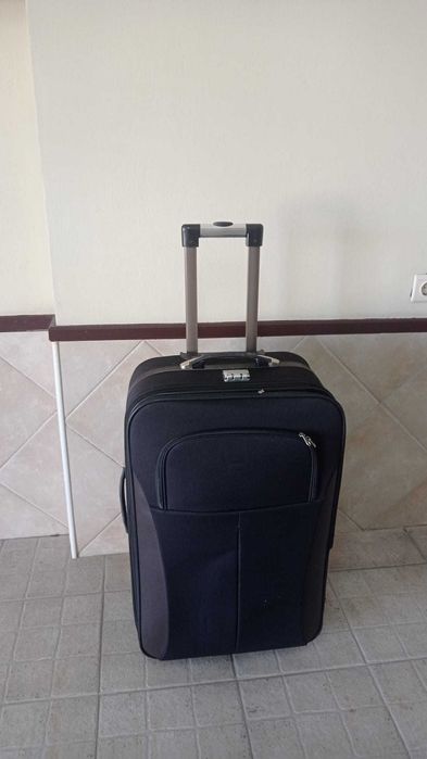 Mala de viagem grande com rodas