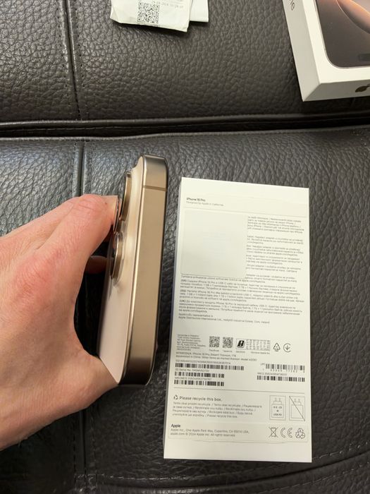iPhone 16pro 1Tb