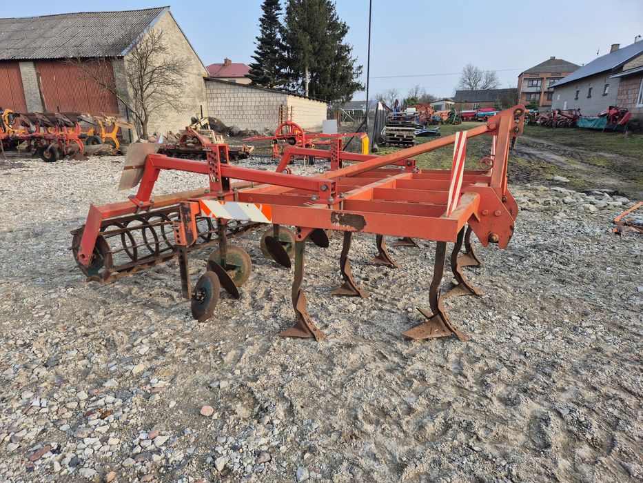 Głębosz agregat /uprawowy podorywkowy/ gruber Vogel & Noot 3m wał Kuhn