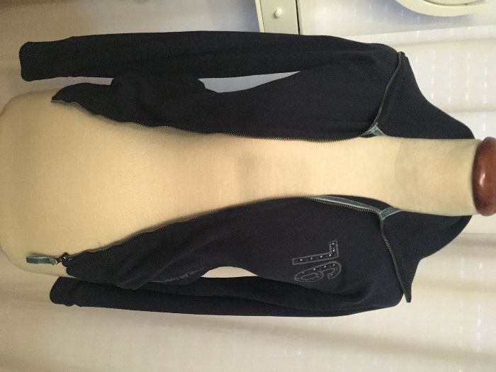 Blusão / Casaco da marca Bershka com brilhantes nas Costas