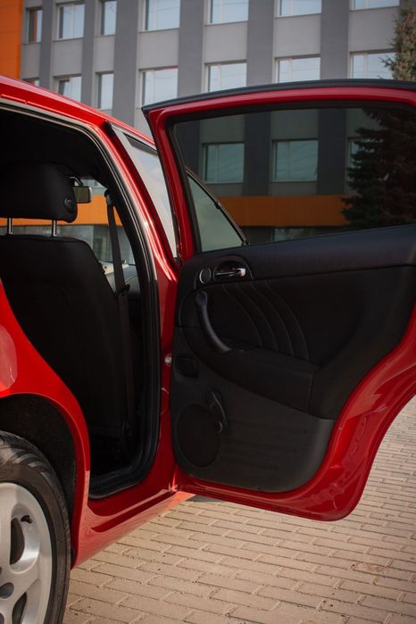 Продам Альфа Ромео 147