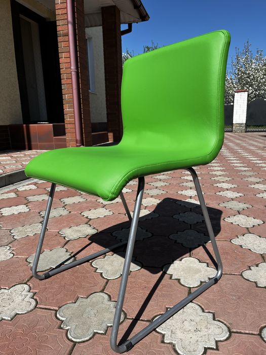 Стілець офісний ( салатовий)