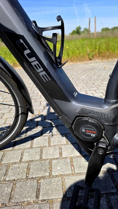 Excelente bicicleta eletrica CUBE Katamandu. Praticamente nova.