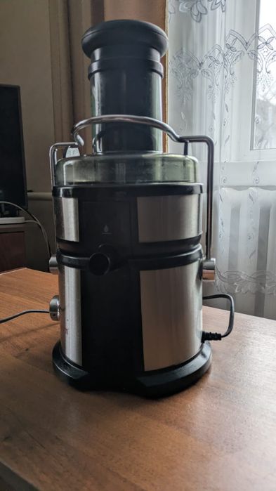Соковижималка  Saturn