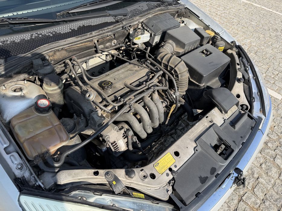 Ford Focus Station 1.4 - Gasolina - Poucos KM