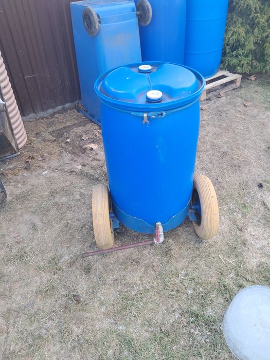 Beczkowóz ręczny 120l