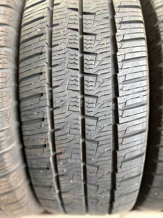 Скад шин б/в. 215/65 R16C Continental VancoContact 4 Season