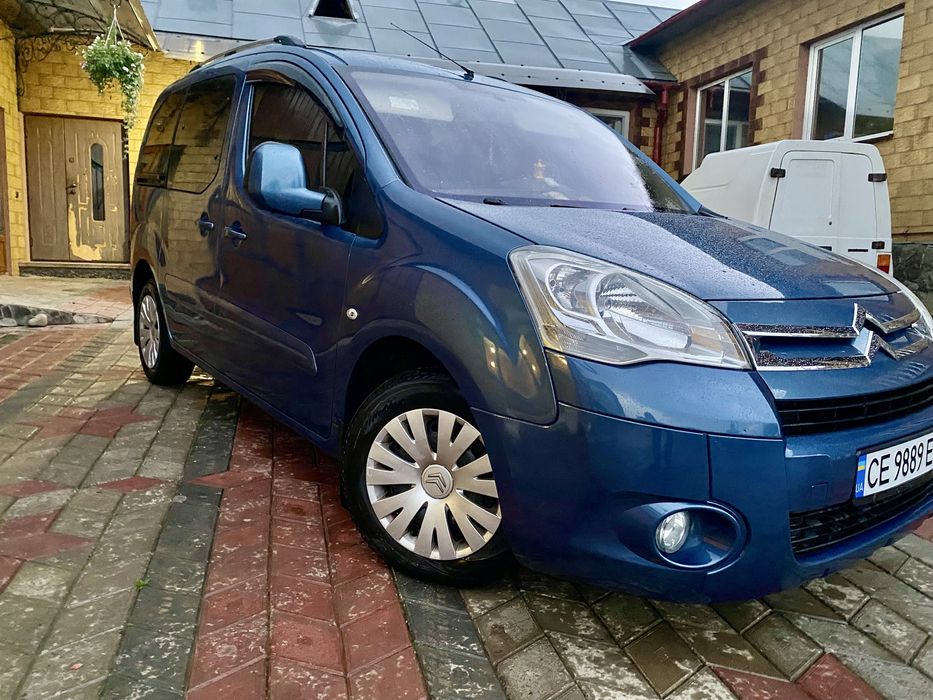 Продам Berlingo 2010