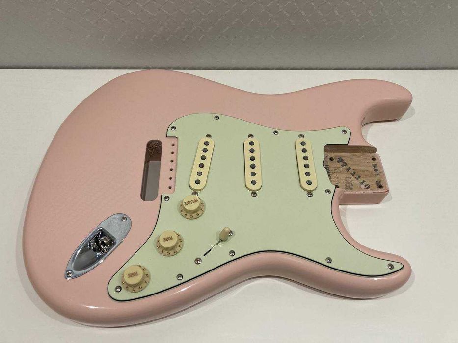 Продам Fender American Original 60's Stratocaster (partcaster)