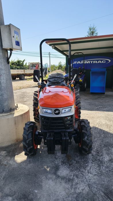 Trator Hinomoto HM3030 Novo C/pneu radial