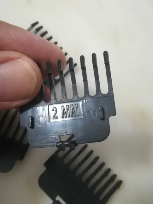 Pentes para máquina de cortar cabelo e aparar Dragão