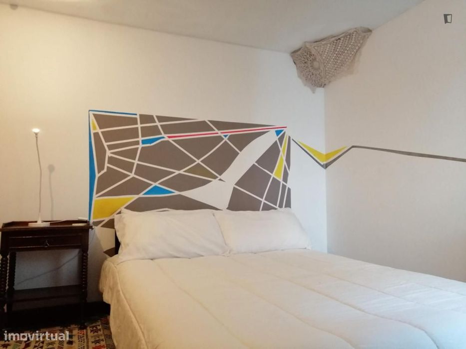 Quarto - localizado em Aldoar Porto