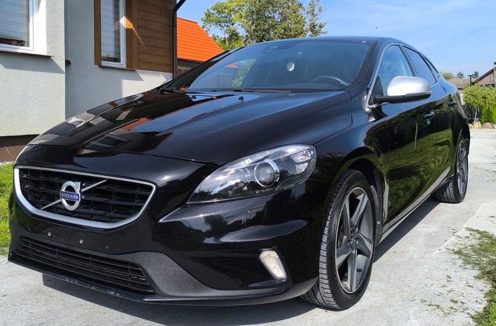 Volvo V40