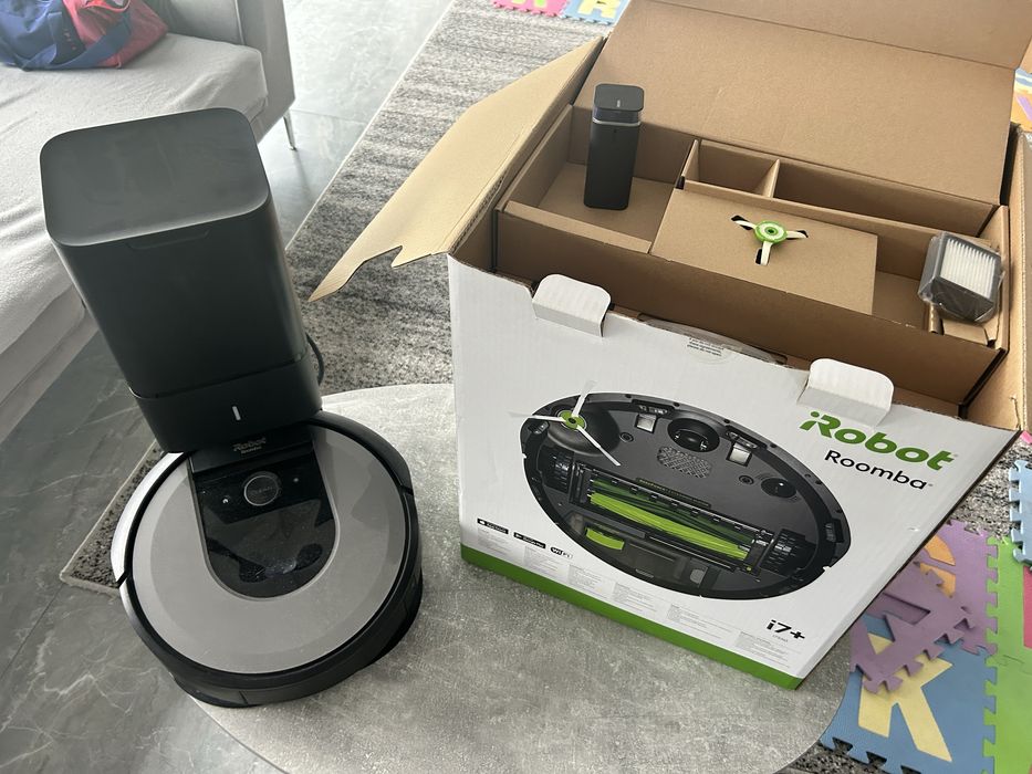 Irobot roomba i7+