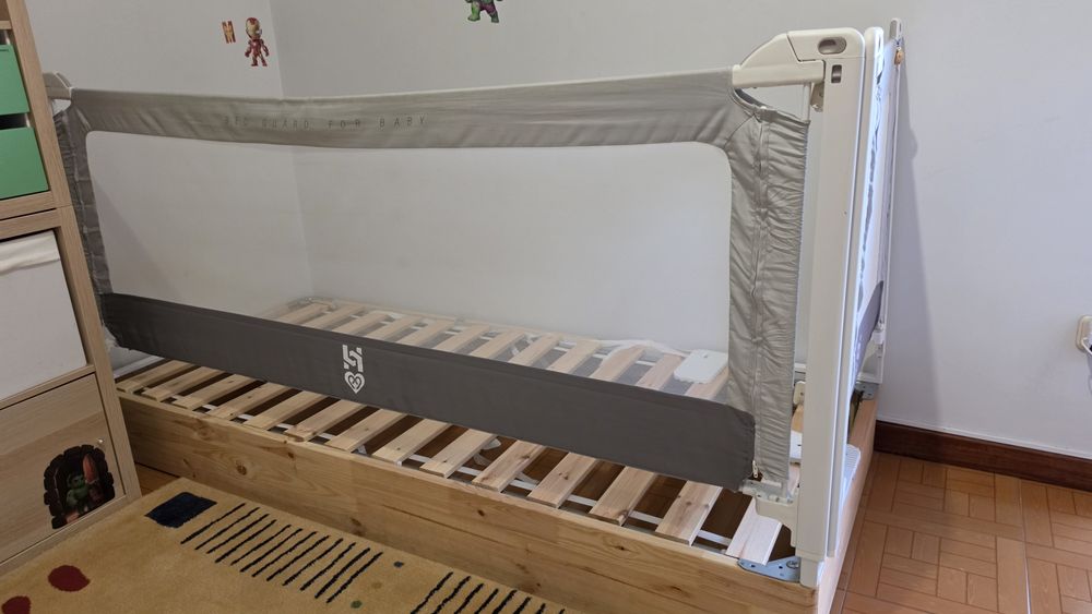 Barreira proteção cama infantil