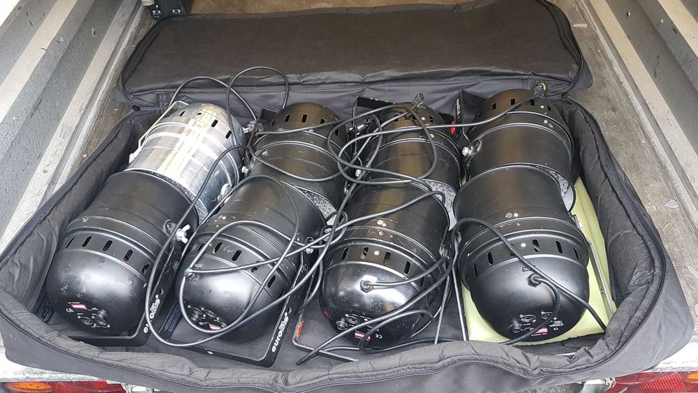 EuroLite światła sceniczne(8) wraz z futerałem