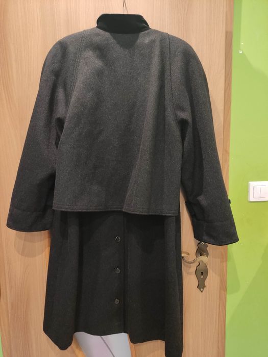 Płaszcz klasyczny nowy wełna z Tyrolu