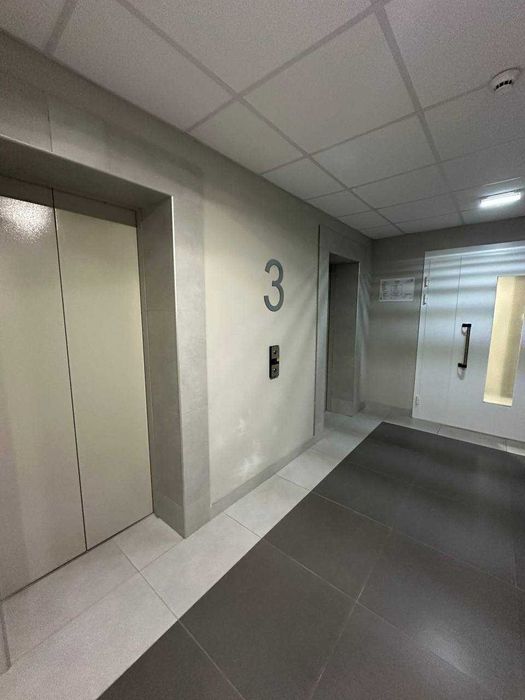 Продажа 2-комн квартира в ЖК Альтаир 3 поверх 68м за 51000уе