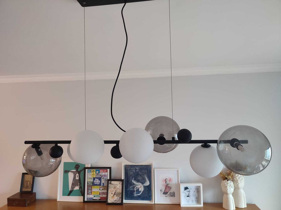 Candeeiro de teto de vidro e metal