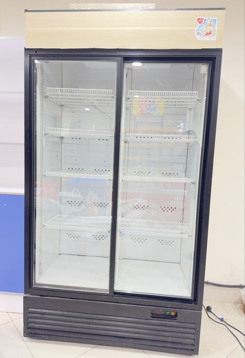 Холодильный шкаф б/у