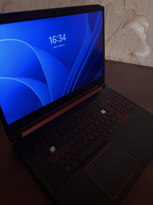 Acer Nitro 5 ноутбук