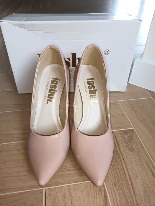 Buty na obcasie Insbut, 37