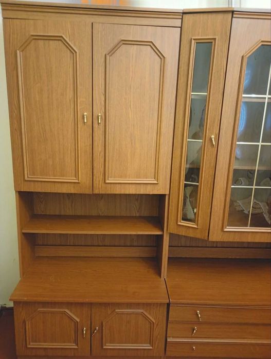 Продам велику стінку в гарному стані