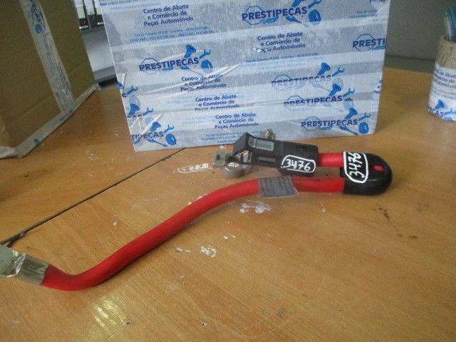 Terminal / cabo positivo da bateria BMW 7 (E65, E66, E67)