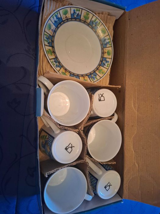Conjunto de 6 chávenas em embalagem original GK003