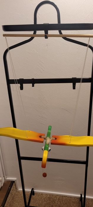 Papuga drewniana zabawka