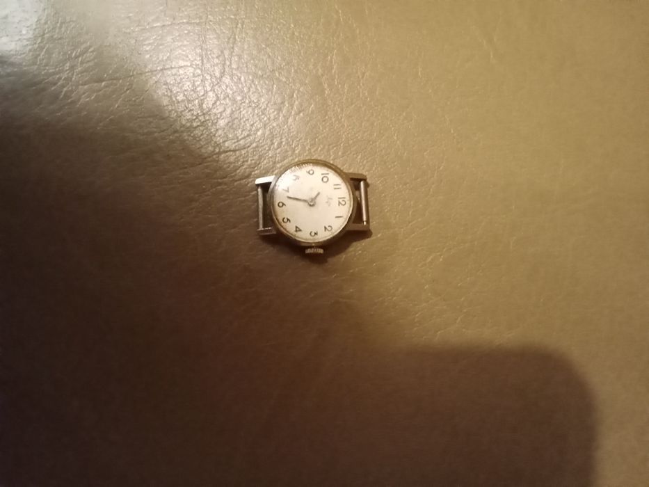 Механічний жіночий годинник Луч