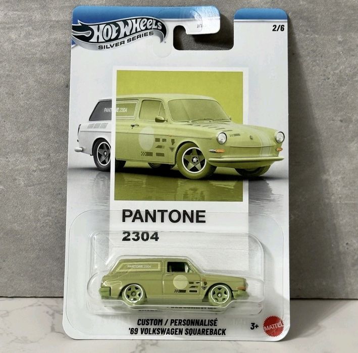 '69 Volkswagen Squareback Custom Pantone Hot Wheels Silver Series