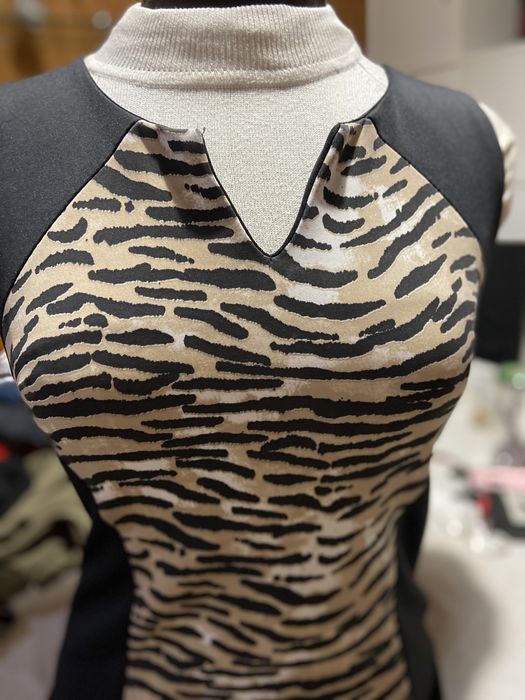 Vestidos vários modelos a 2€