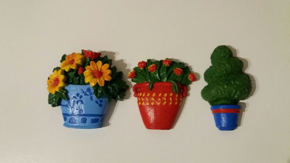 Gessos pintados à mão