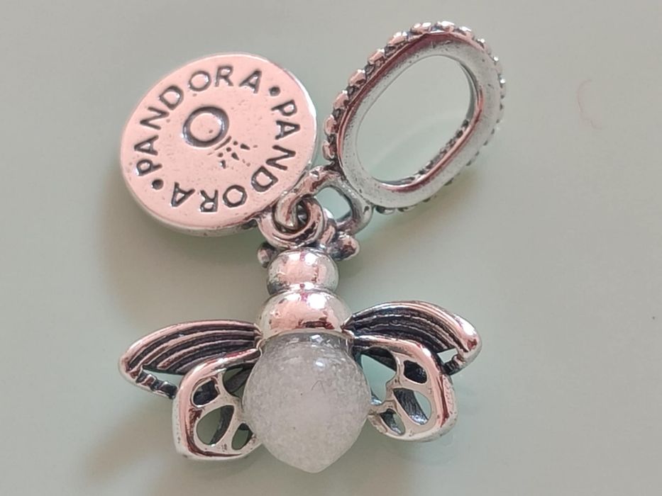 Zawieszka charms Pandora Nowa Wysyłam w pidełku