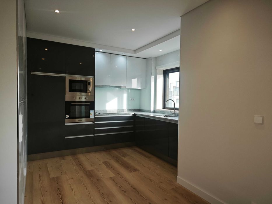 Excelente apartamento T2 à venda em Travessa Junqueira de Cima 38, Mafamude e Vilar do Paraíso