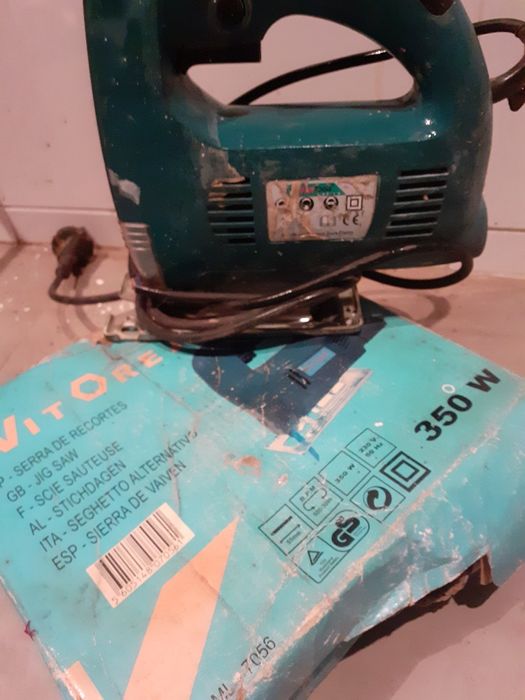 Serra de recortes tic tic