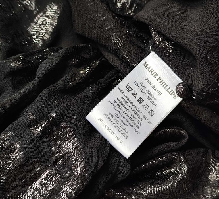 Marie Philippe 100% Wiskoza błyszcząca czarna srebrno brokatowa bluzka