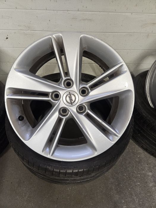 Felgi aluminiowe oryginalne Opel Astra J Insignia B Zafira C 5x115 7,5 J R17 Et45