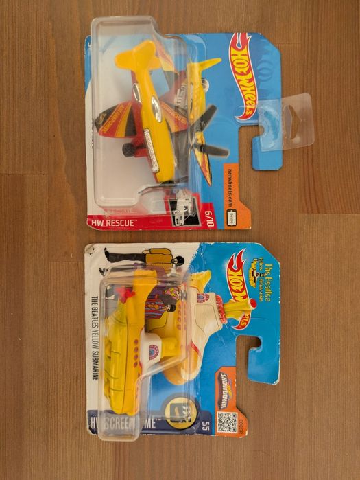 NOVOS e SELADOS - HotWheels Yellow Sub & HW Rescue