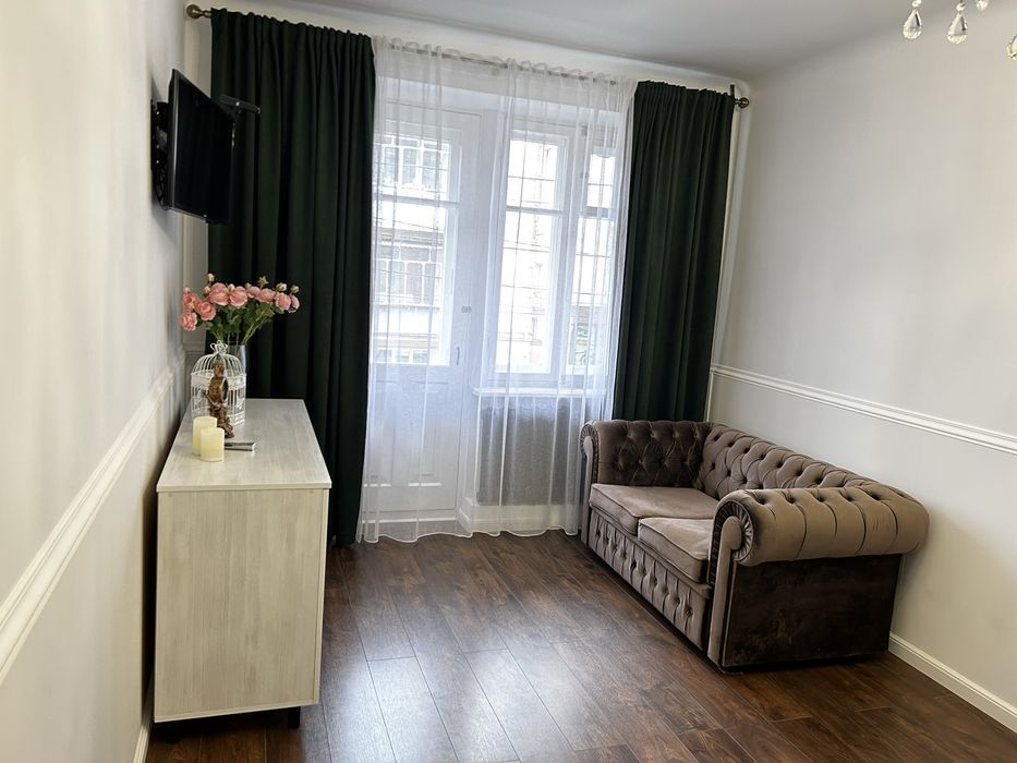 Красива квартира в самому центрі міста з виглядом на  Либідь Плаза.