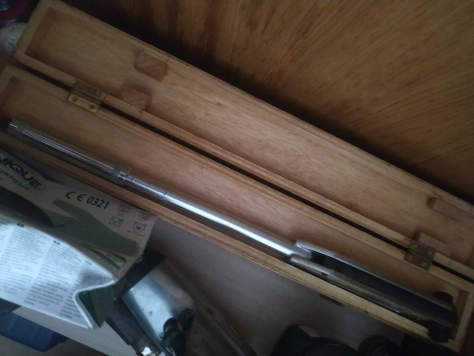 6 chaves dinamometricas e roquete de camião