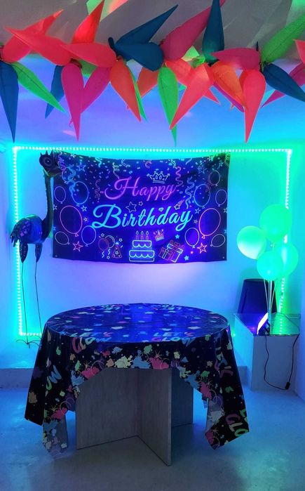 SIX SEVEN - Glow Party Disco, Karaoke & Cinema - Sala para festas de aniversário Campo de Ourique