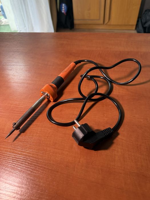 Lutownica WAART 40W 230V z podświetleniem