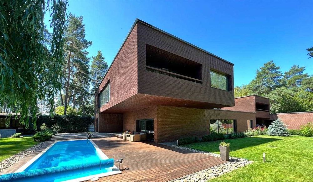 Подобова оренда сучасного великого будинку в Києві СПА Басейн Власник