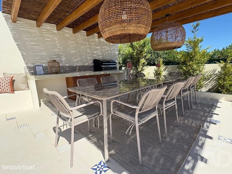 Casa / Villa T4 em Lagoa e Carvoeiro