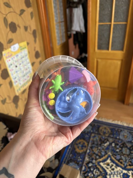 Іграшки малесенькі